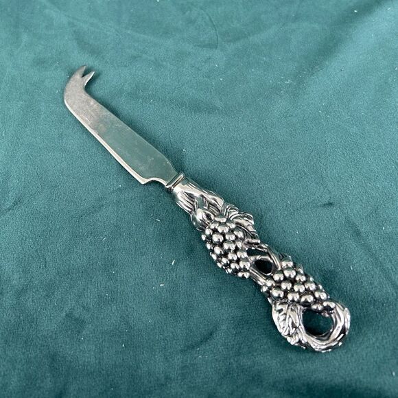 Vintage Silver Pewter Grape Vine Small Cheese Knife - Picture 1 of 5